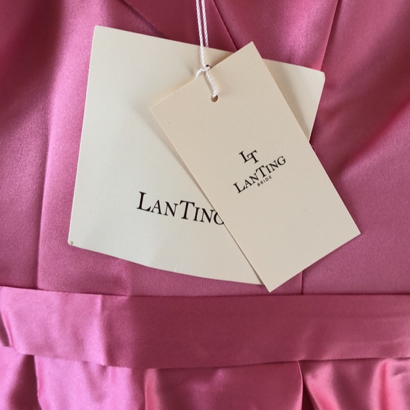 LightintheBox A-Line Mother of the Bride Dress Elegant Off Shoulder - Picture 5 of 7